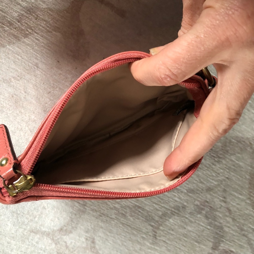 💙Coach pinkish wallet/ wristlet - Picture 2 of 5